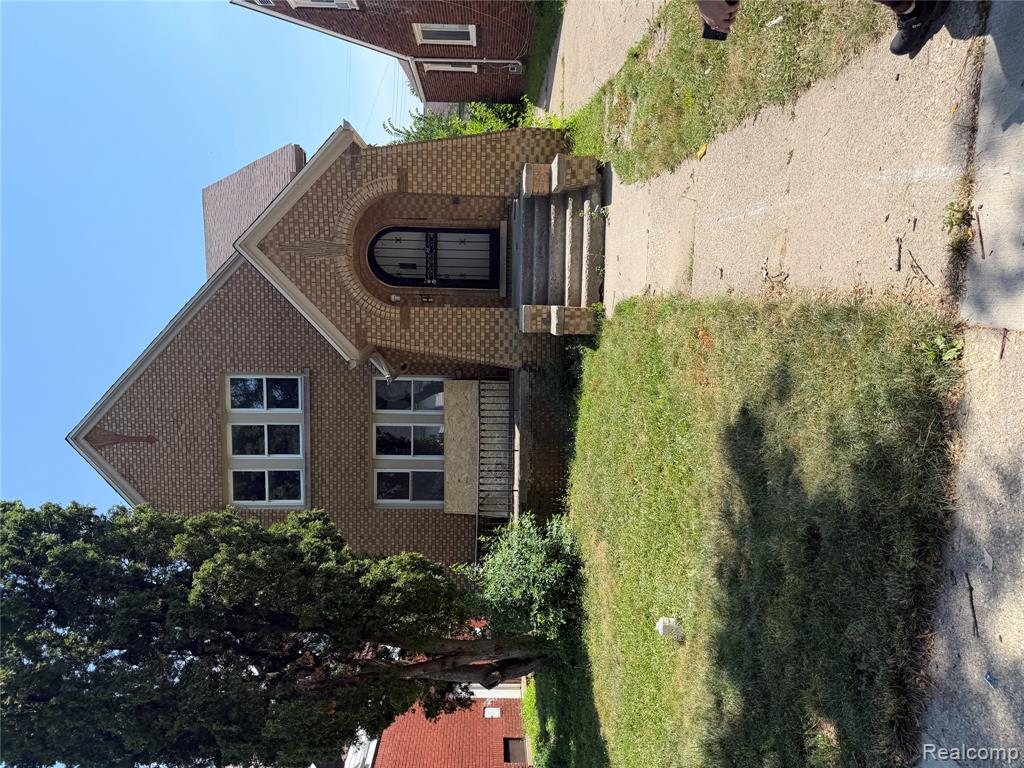 14720 Winthrop Street Property Photo 1
