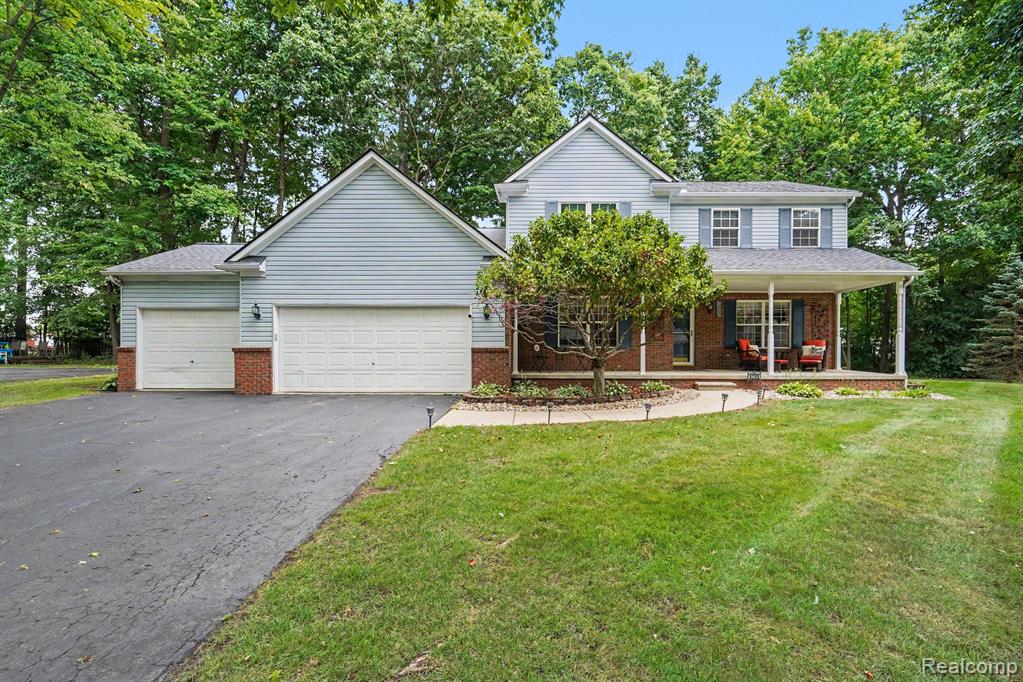 6290 Waldon Woods Drive Property Photo 1