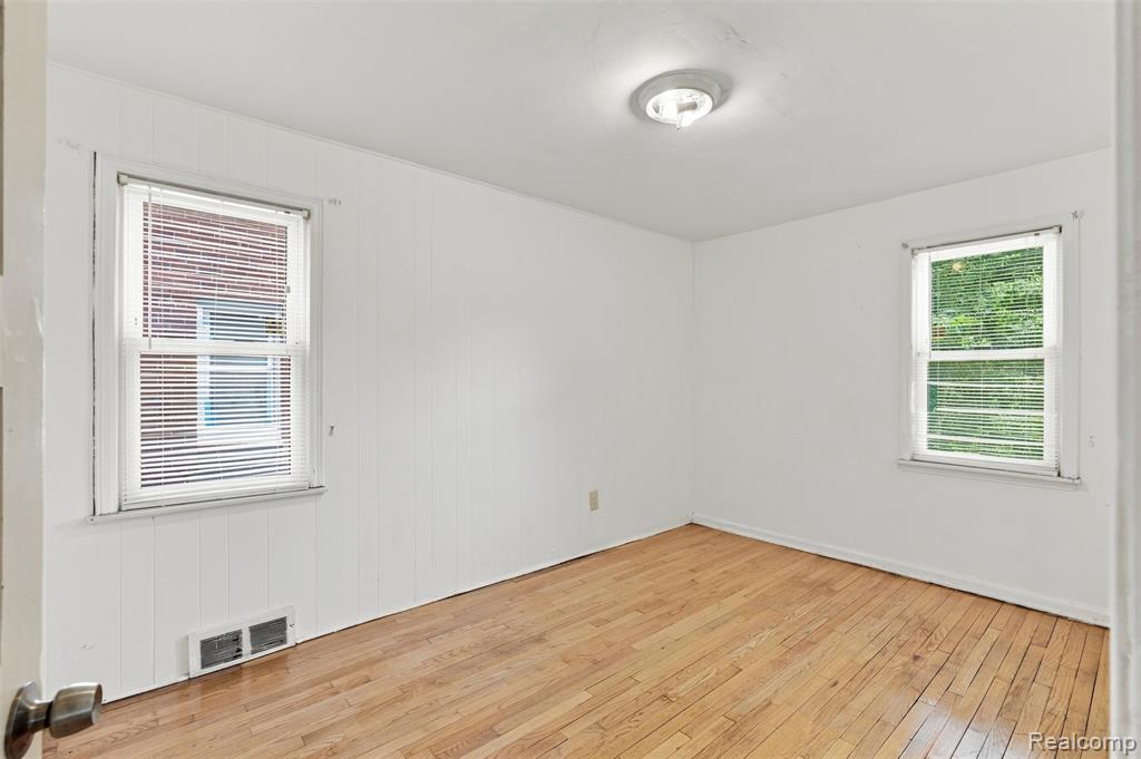 12000 Faust Avenue Property Photo 13