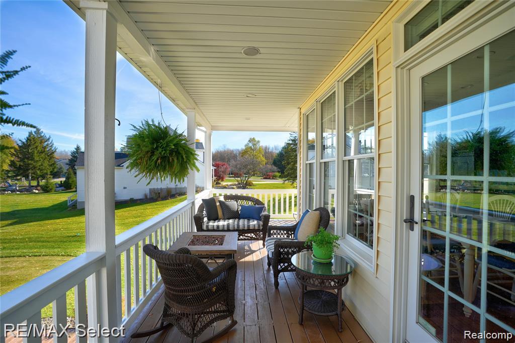 8211 Burleigh Road Property Photo 16