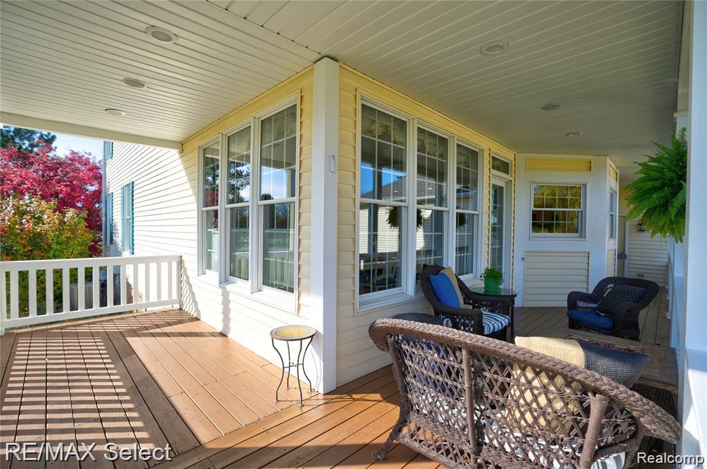 8211 Burleigh Road Property Photo 18