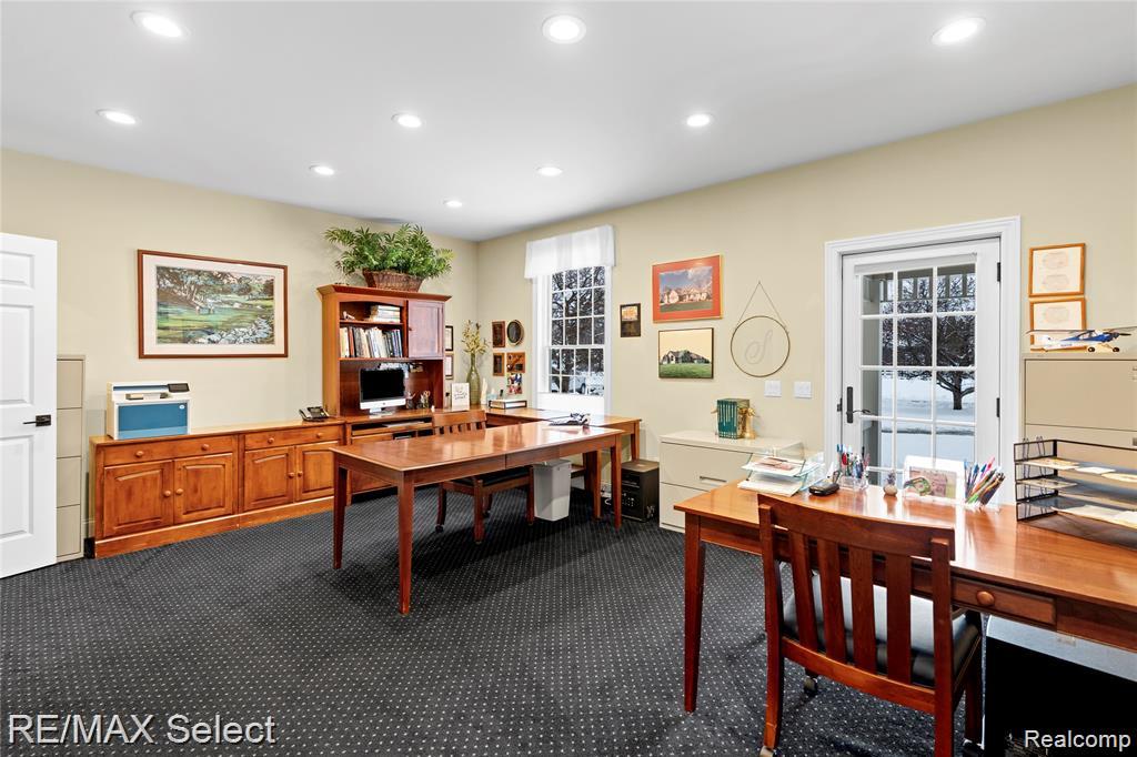 8211 Burleigh Road Property Photo 39