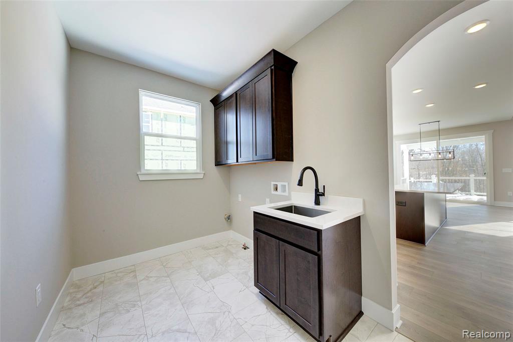 544 Round Rock Property Photo 23