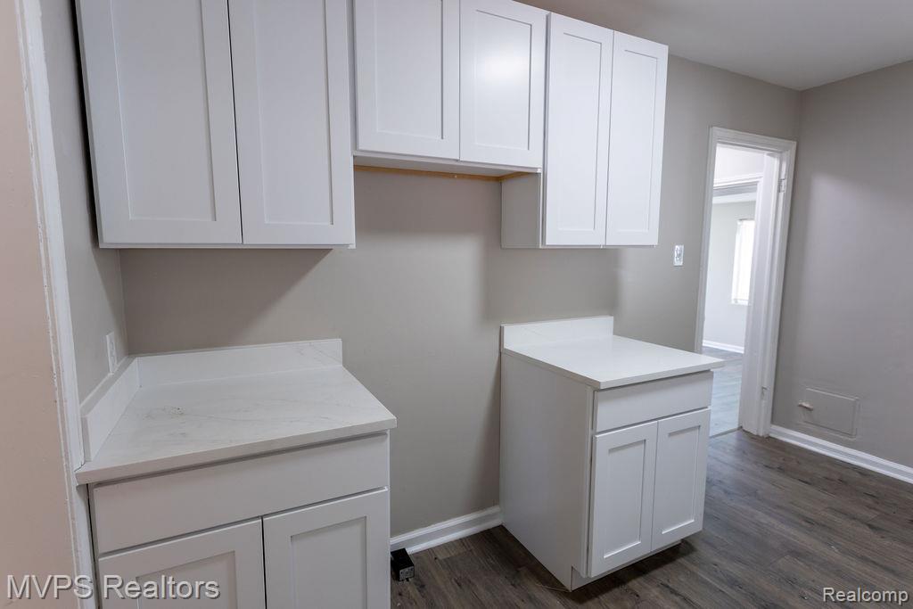 21737 Mccormick Street Property Photo 5