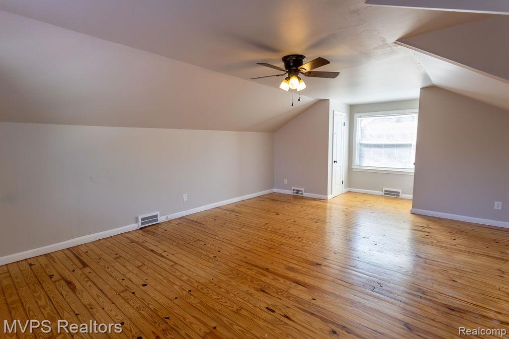 21737 Mccormick Street Property Photo 8