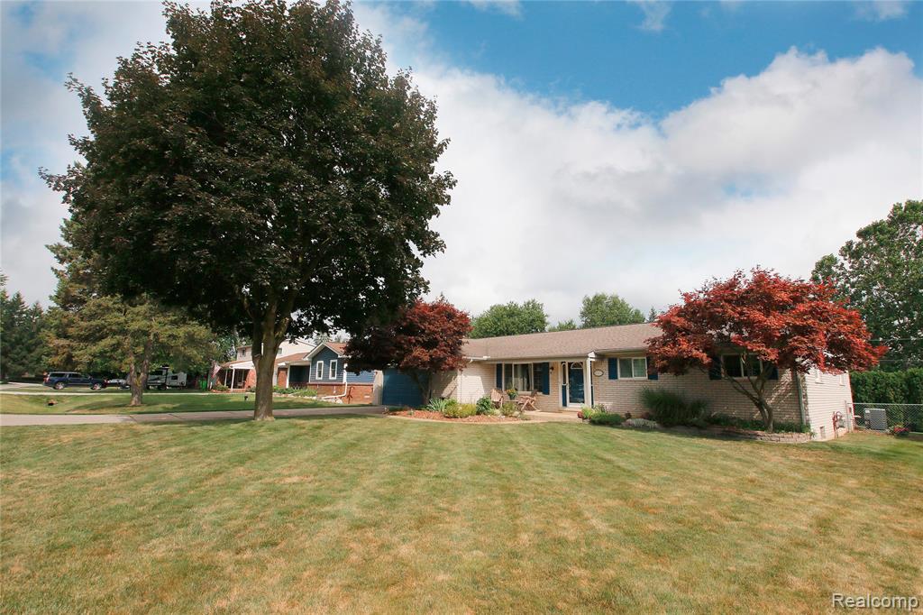 11429 S Crestline Drive Property Photo 3