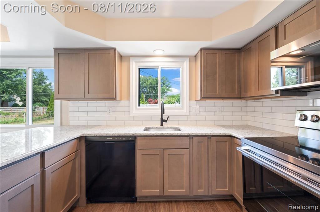 4765 Brockham Way Property Photo 11