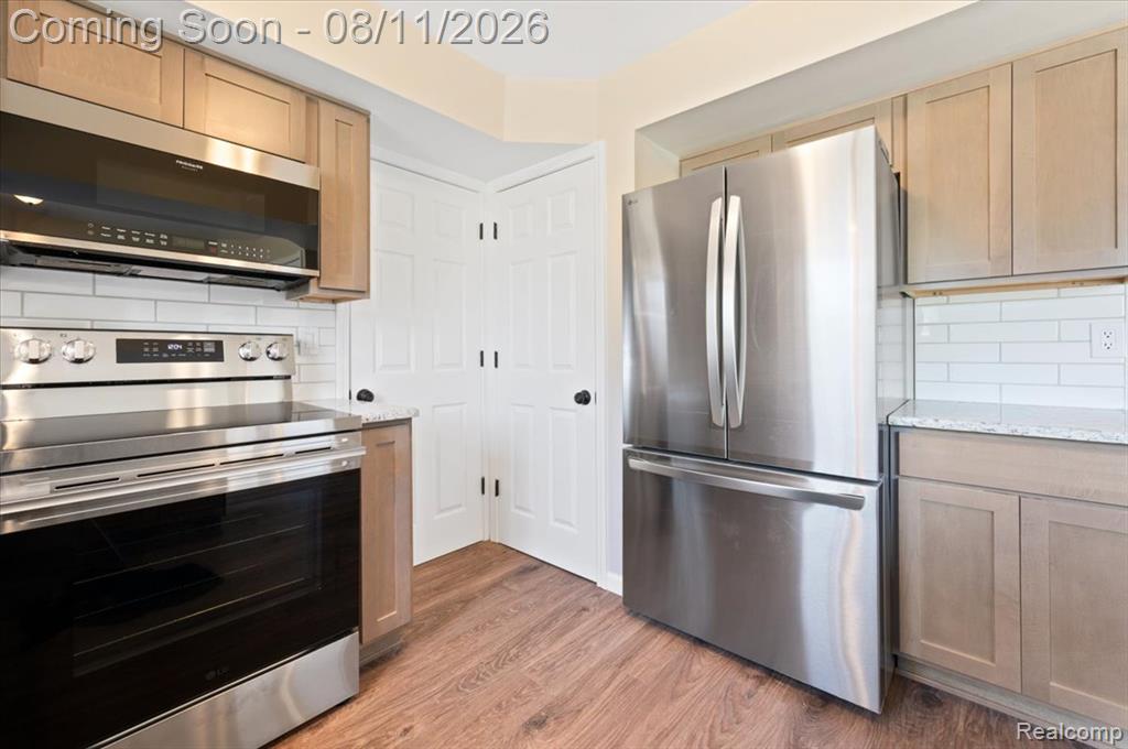 4765 Brockham Way Property Photo 12