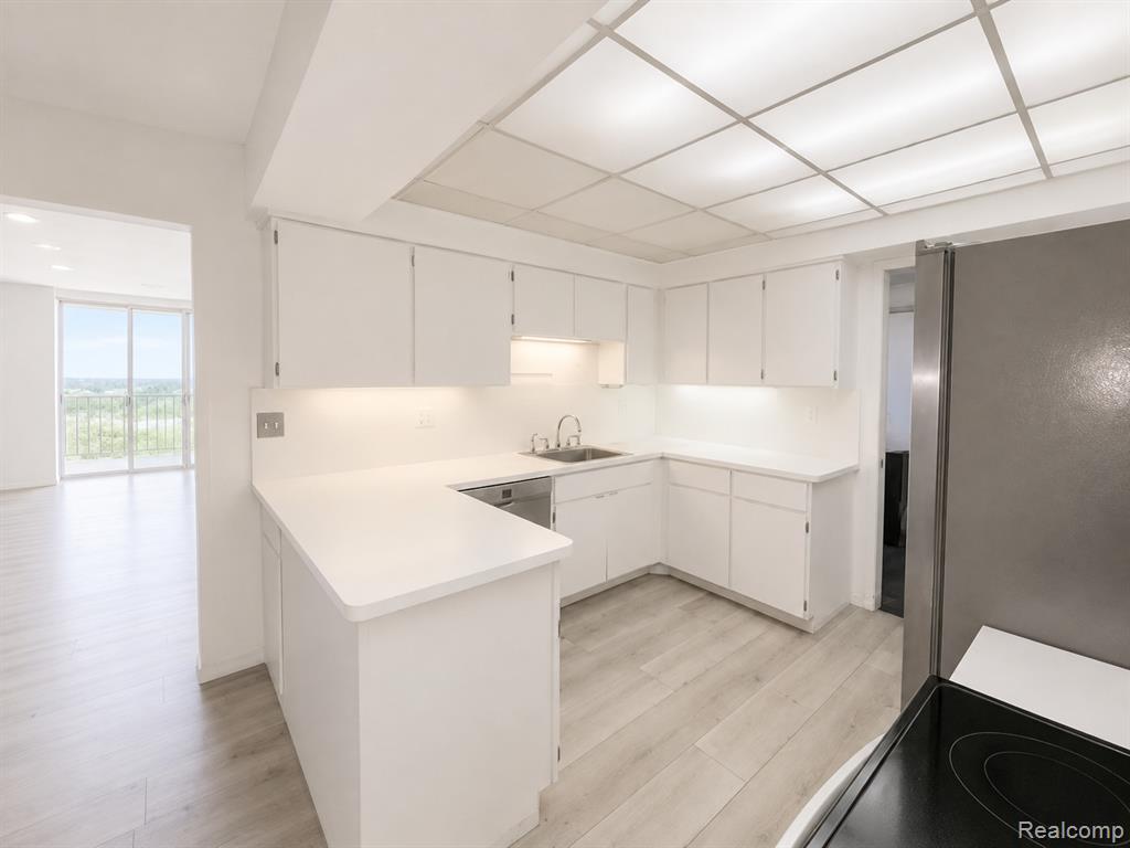 15801 Providence Drive Property Photo 11