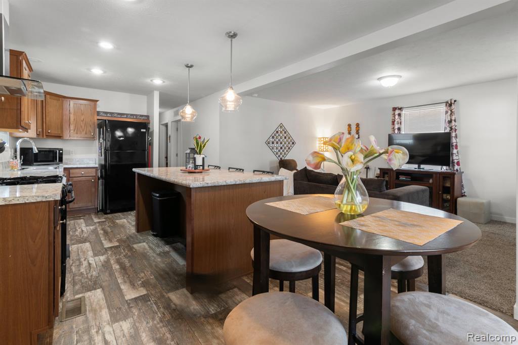 15350 Enchante Drive Property Photo 13