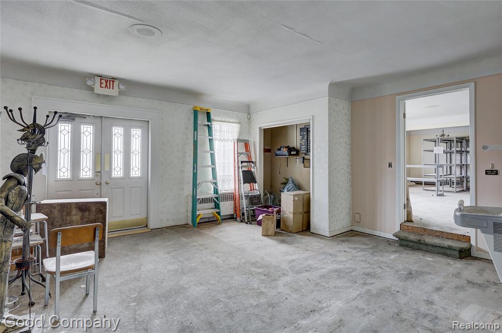 23919 John R Road Property Photo 5