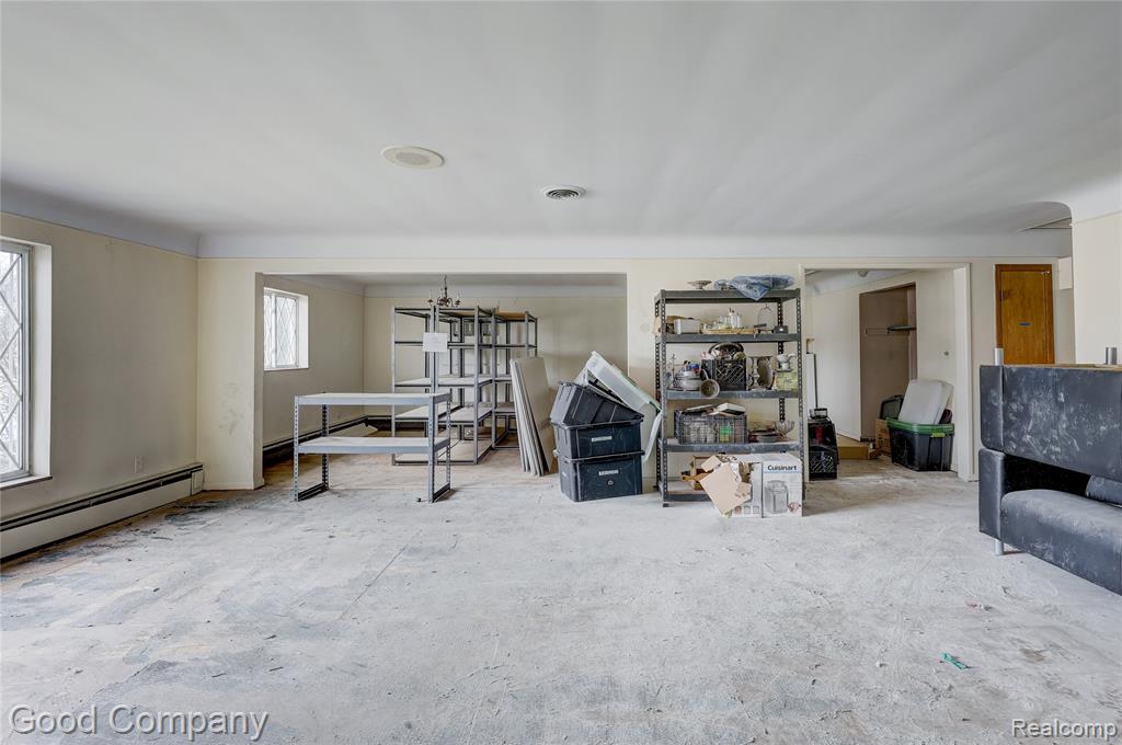 23919 John R Road Property Photo 6