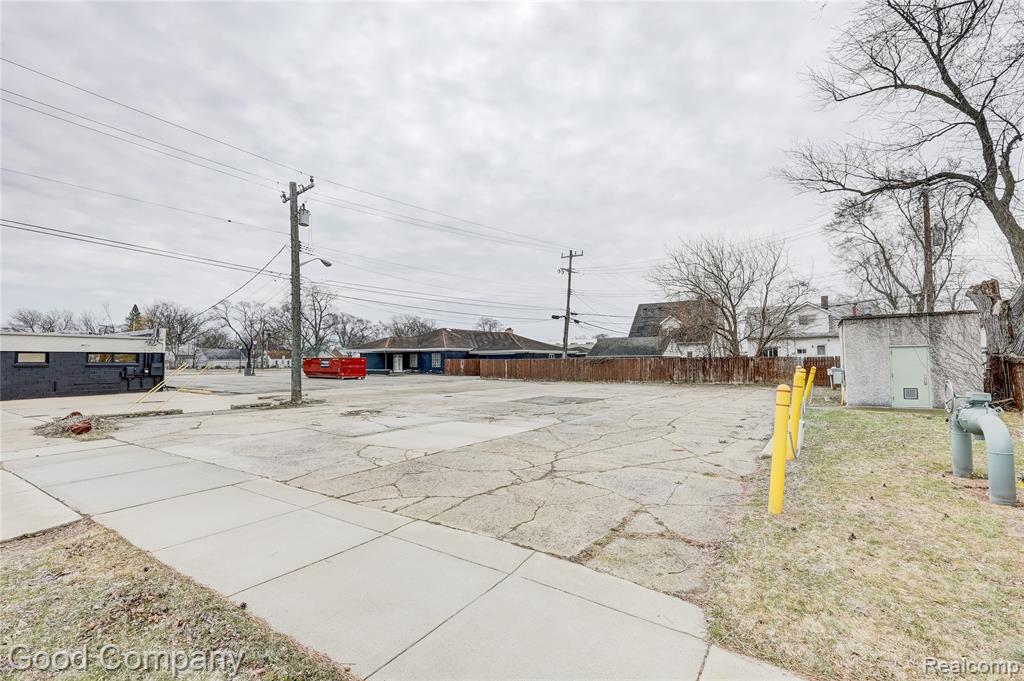 23919 John R Road Property Photo 43