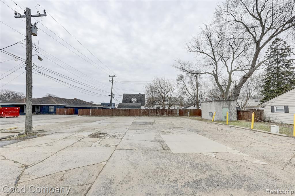 23919 John R Road Property Photo 44