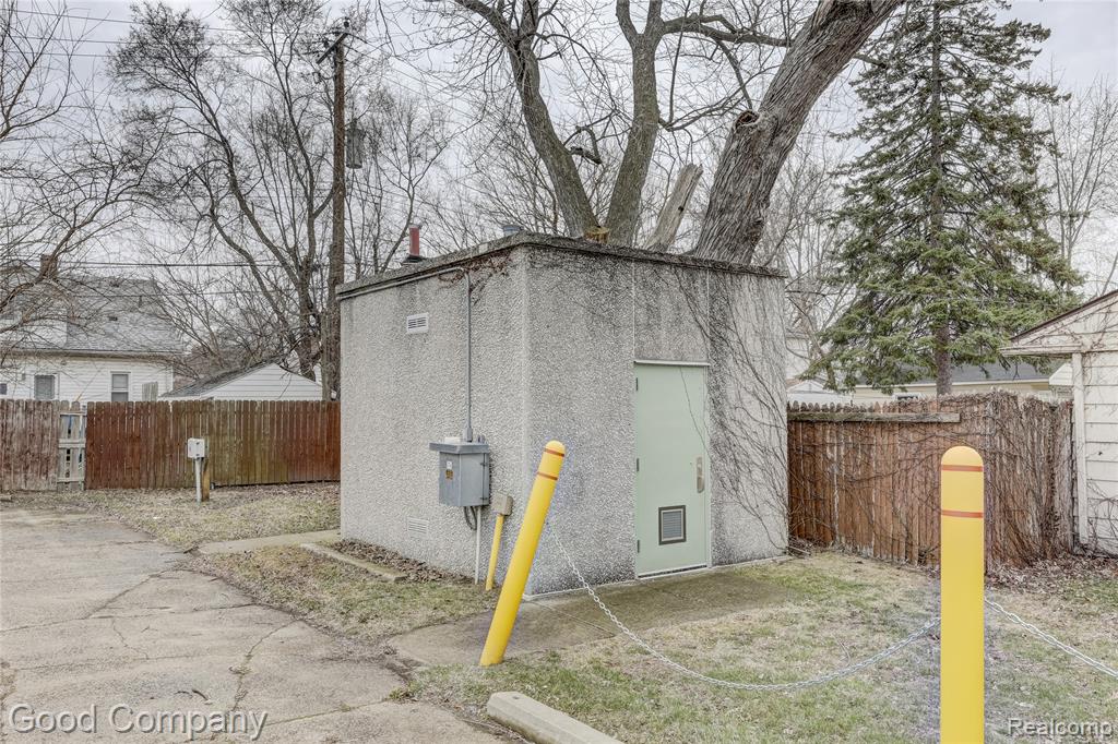 23919 John R Road Property Photo 46