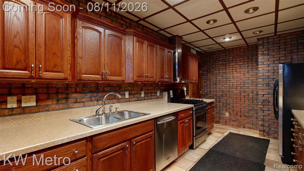 2315 Weigl Road Property Photo 15