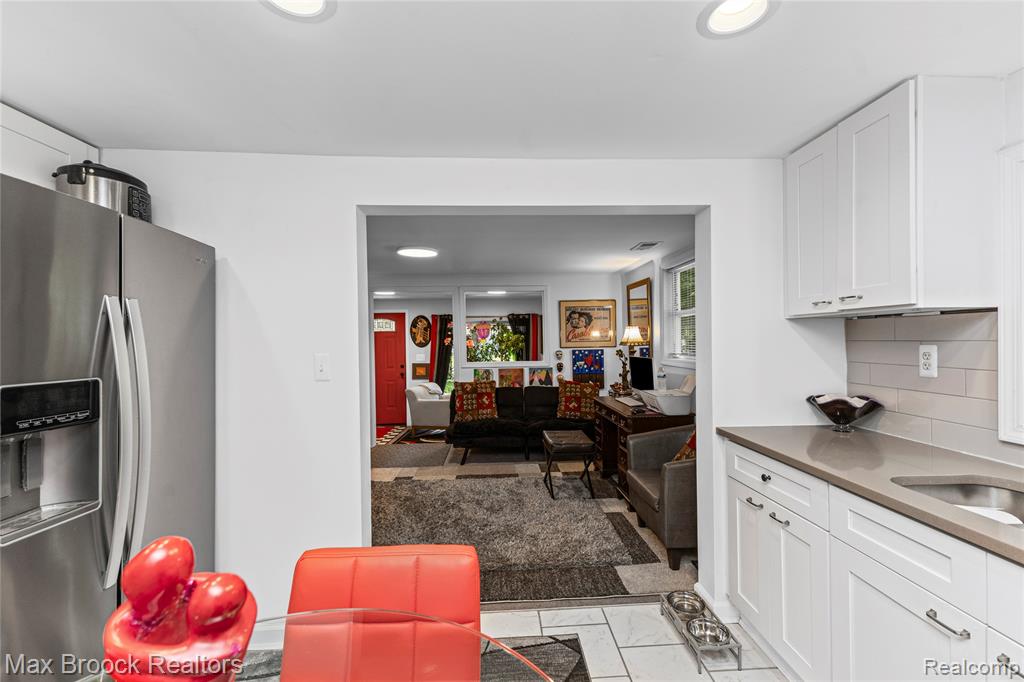 21485 Indian Street Property Photo 14