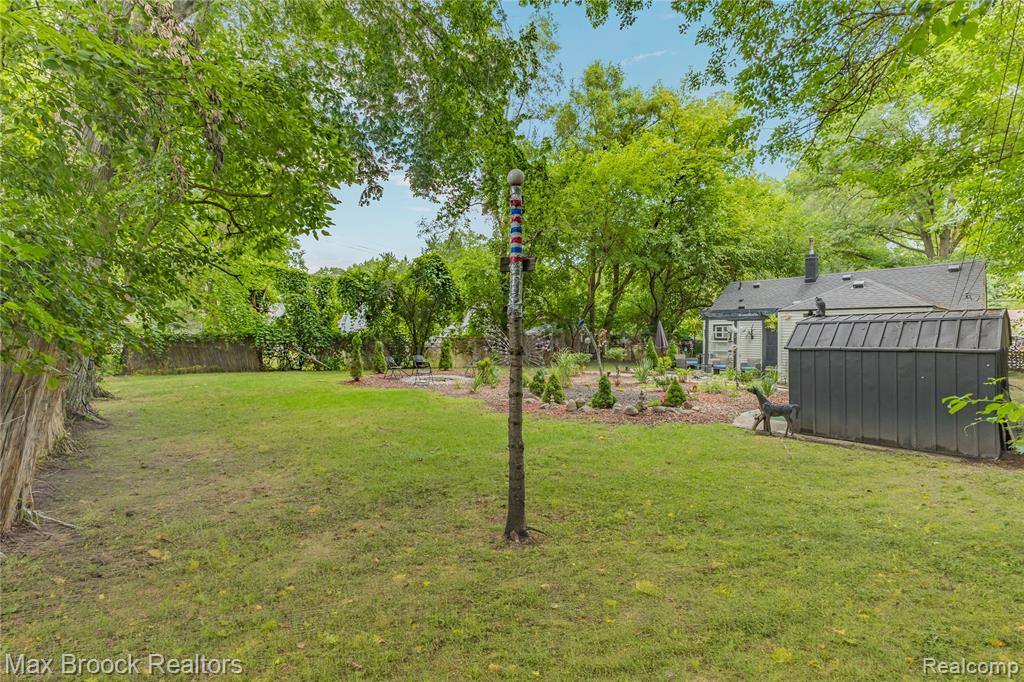 21485 Indian Street Property Photo 33