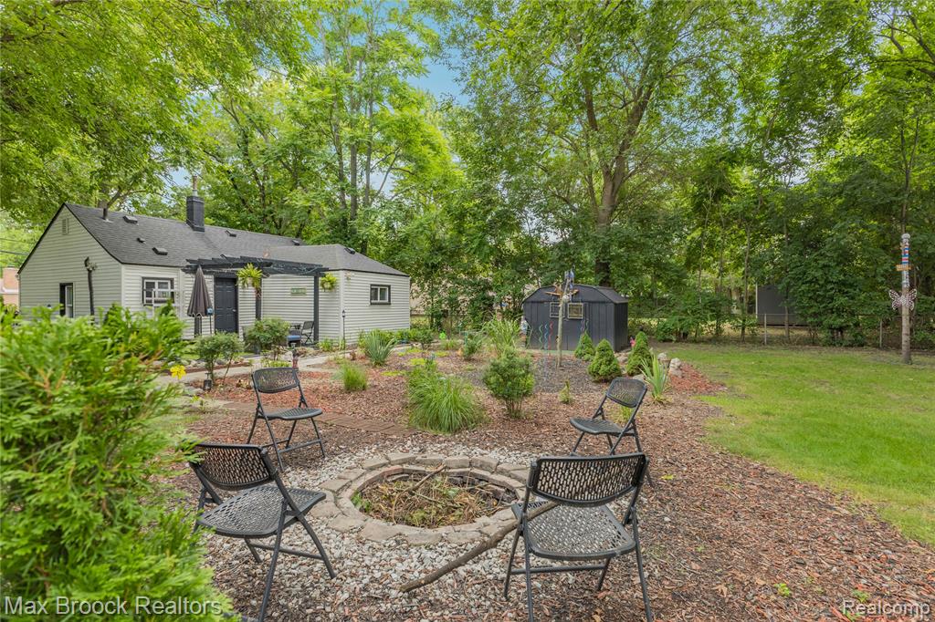 21485 Indian Street Property Photo 36