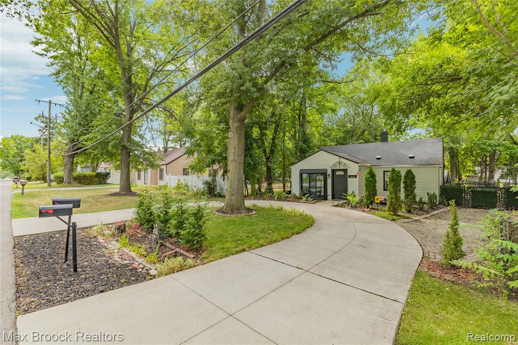 21485 Indian Street Property Photo 47