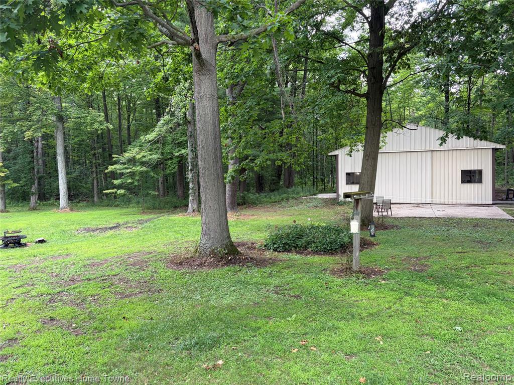 6100 Frith Road Property Photo 12