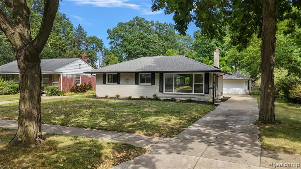 27626 Lexington Parkway