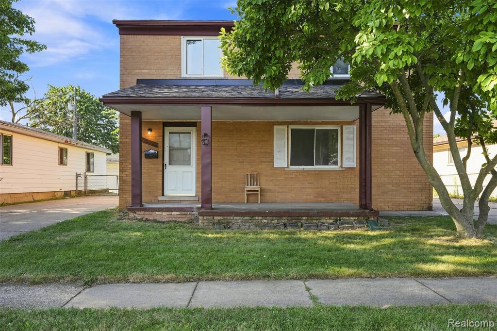 19578 Opal Street Property Photo 2