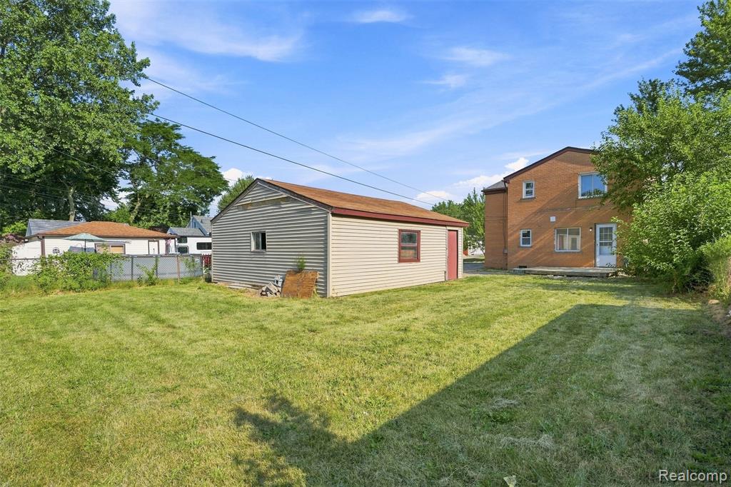 19578 Opal Street Property Photo 24
