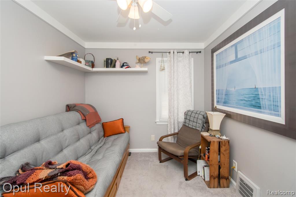 4535 Niagara Street Property Photo 10