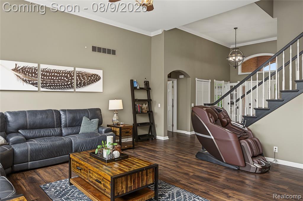 7712 Parkcrest Circle Property Photo 15