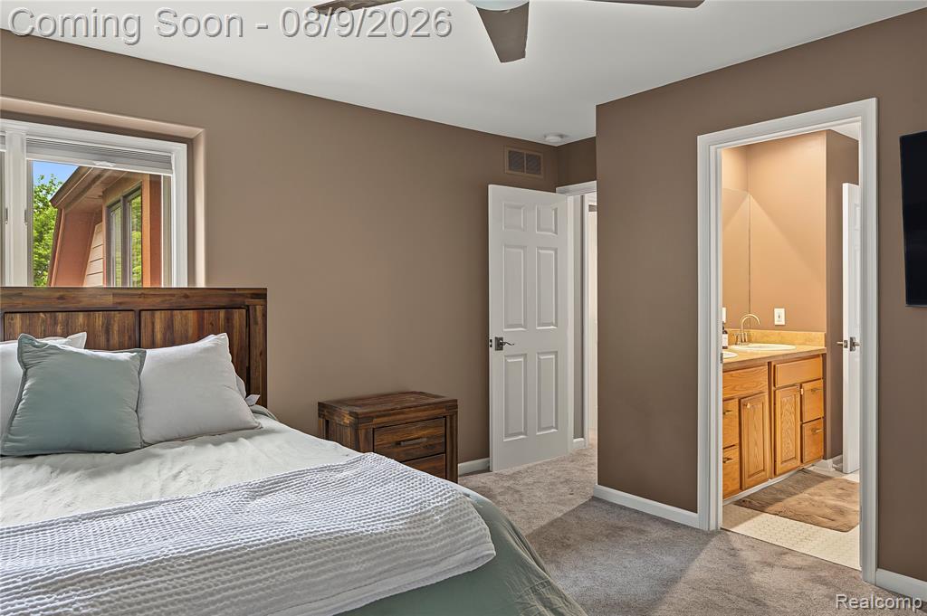 7712 Parkcrest Circle Property Photo 31