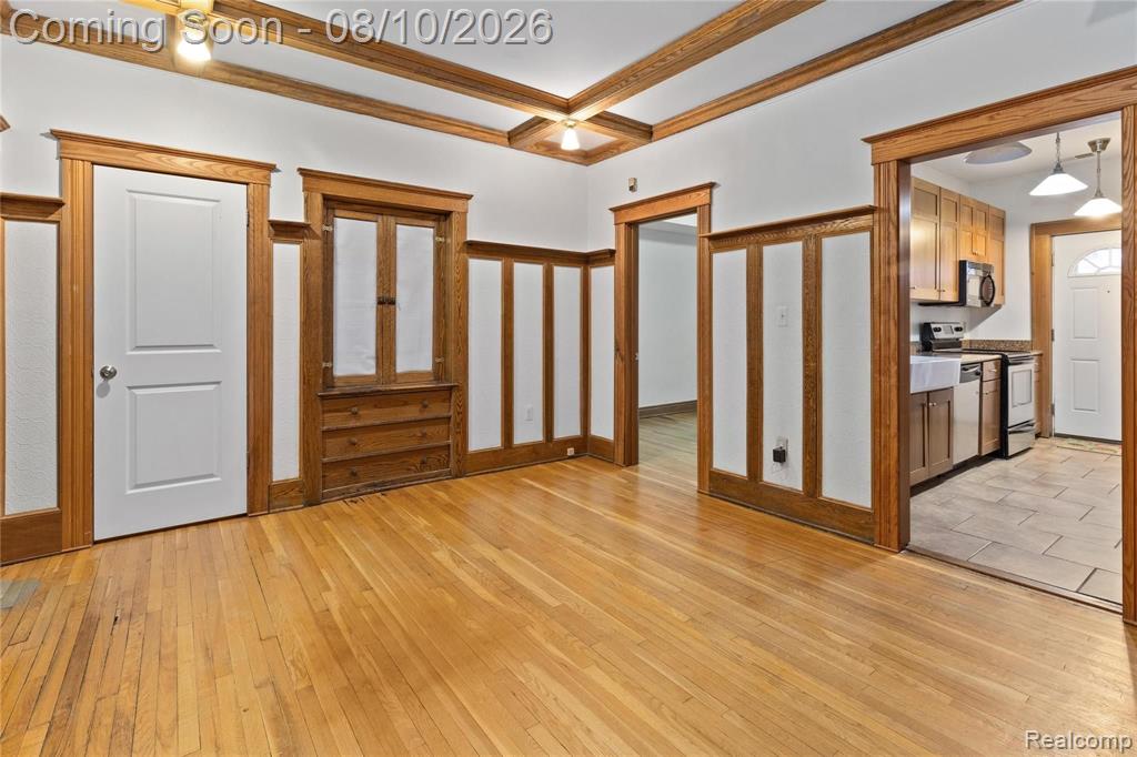 242 E Palmer Street Property Photo 19