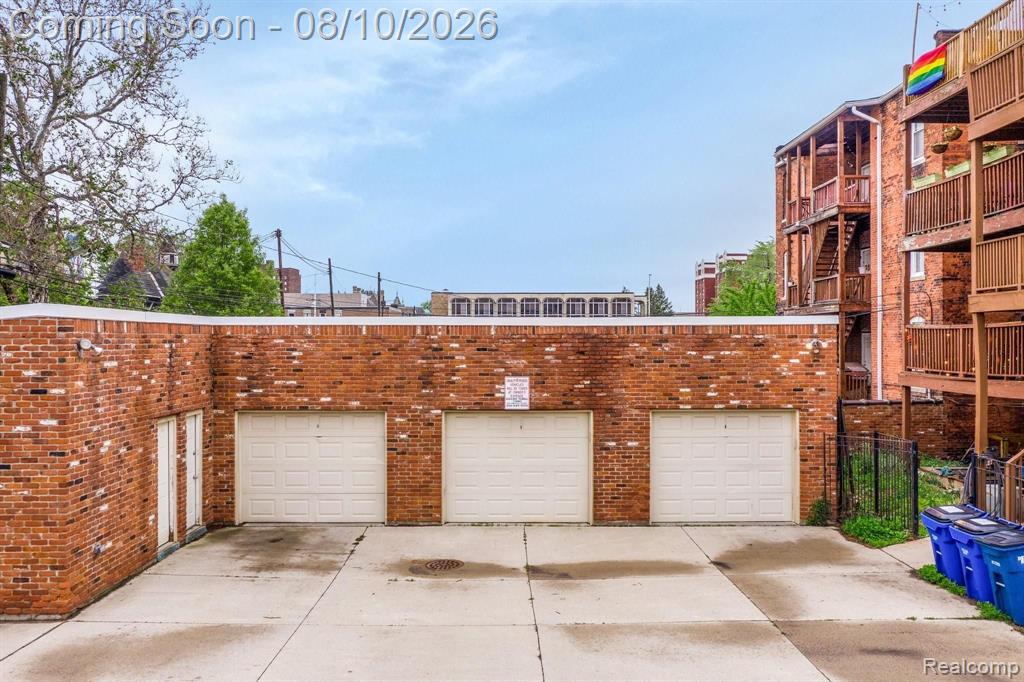 242 E Palmer Street Property Photo 35