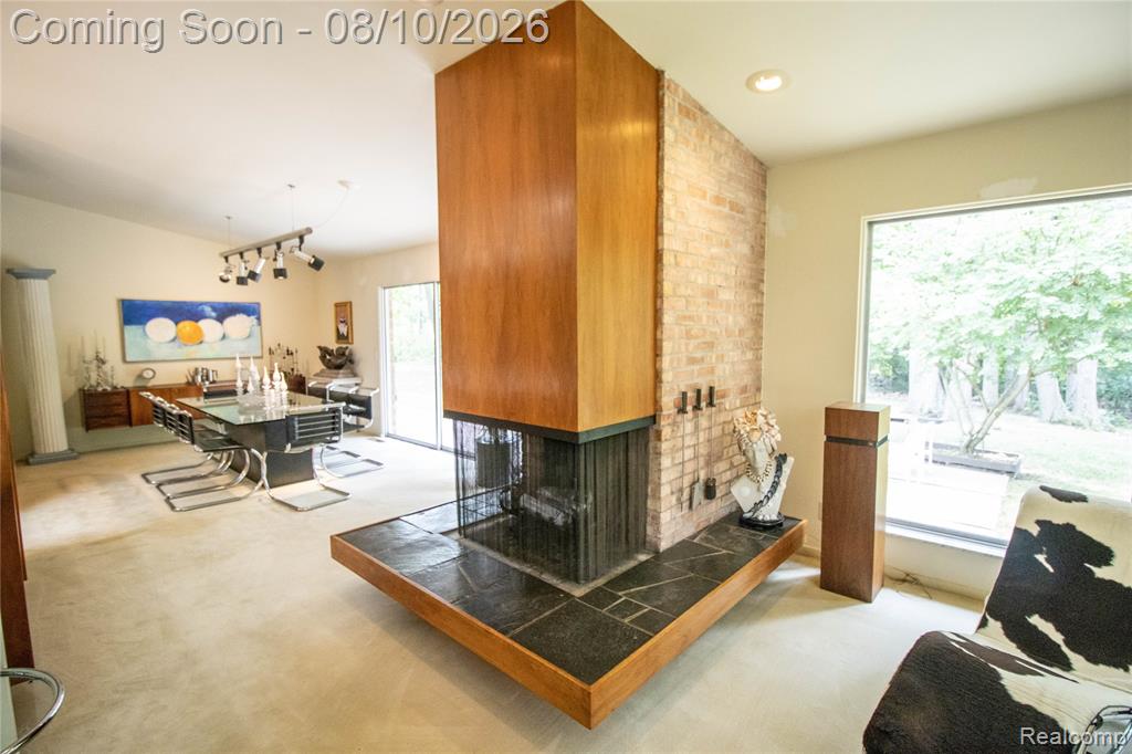 9302 Green Tree Drive Property Photo 18