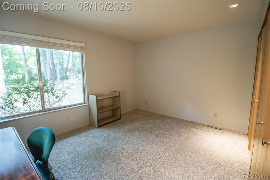 9302 Green Tree Drive Property Photo 30