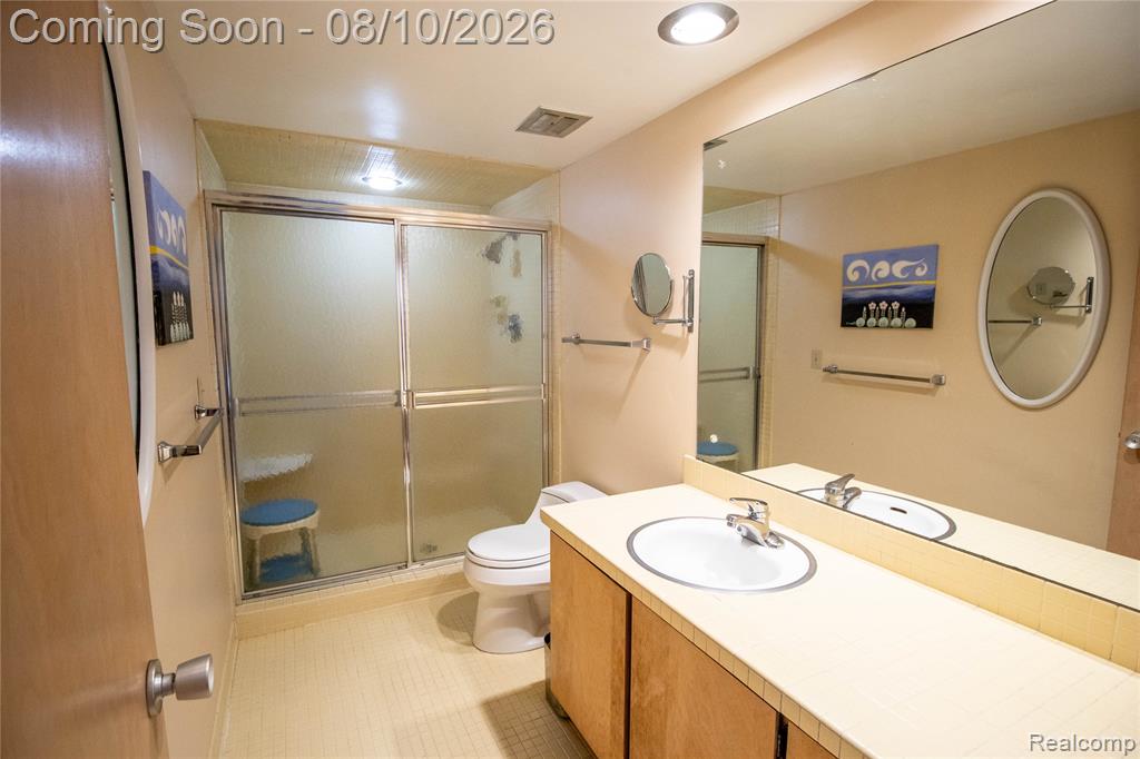 9302 Green Tree Drive Property Photo 37