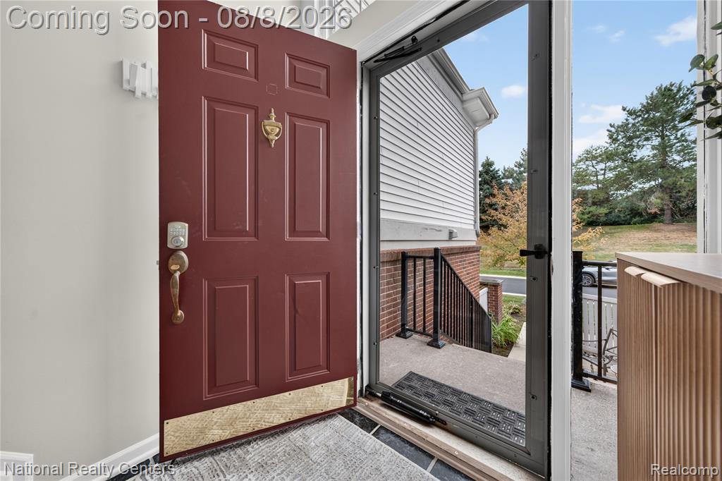 49667 Draper Circle Property Photo 3