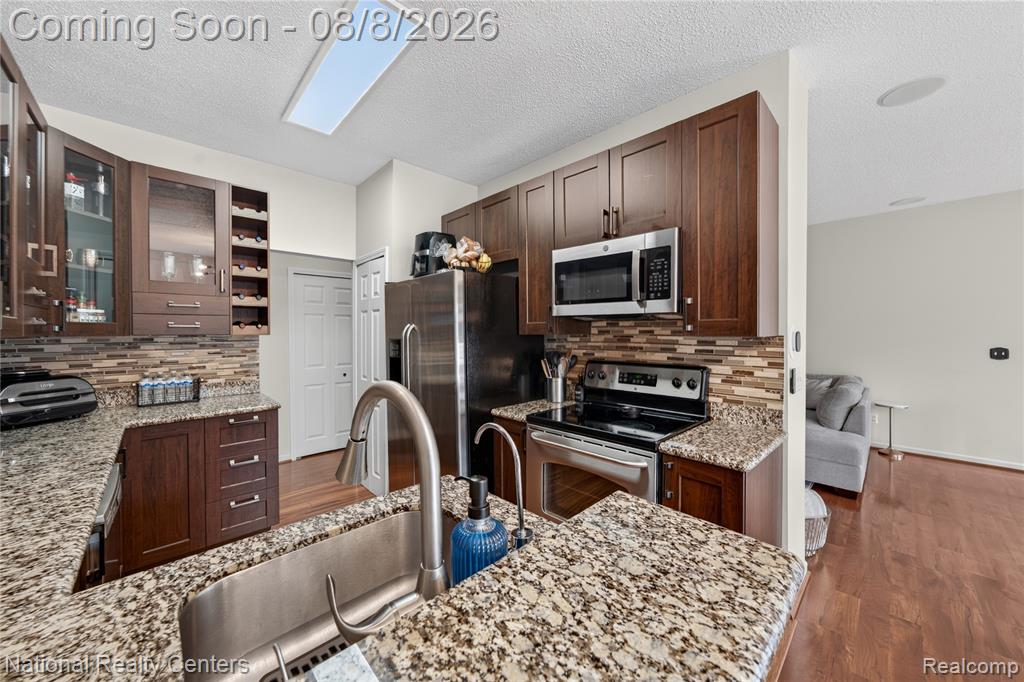 49667 Draper Circle Property Photo 8