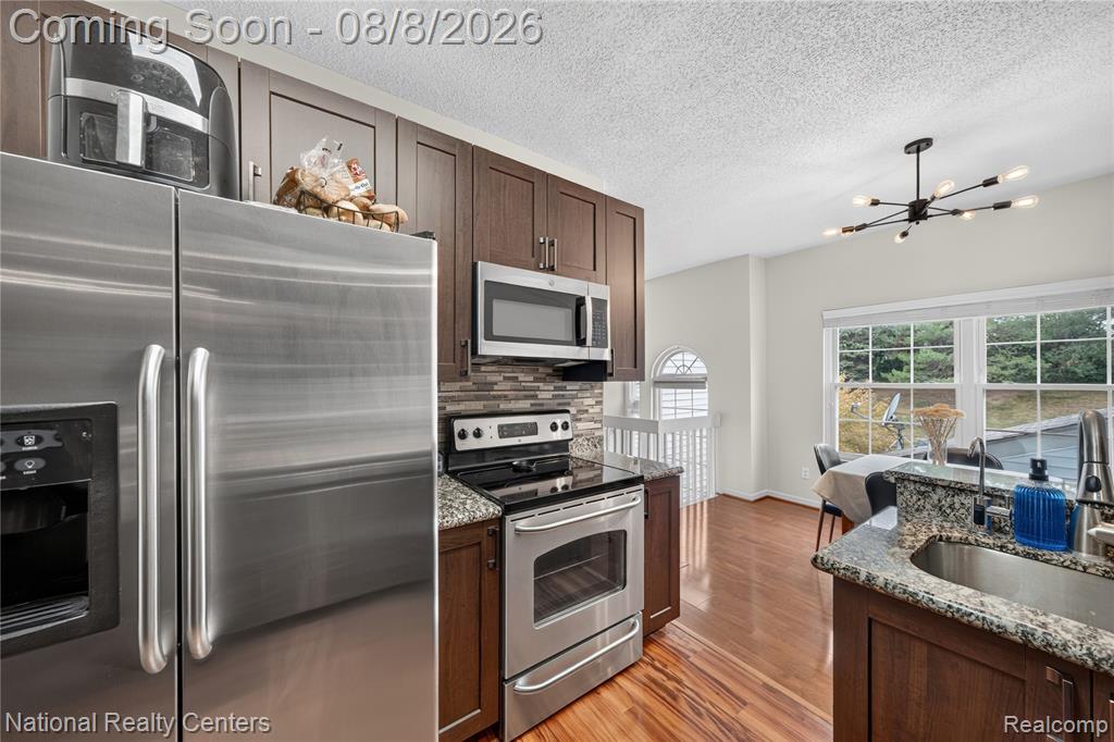 49667 Draper Circle Property Photo 10