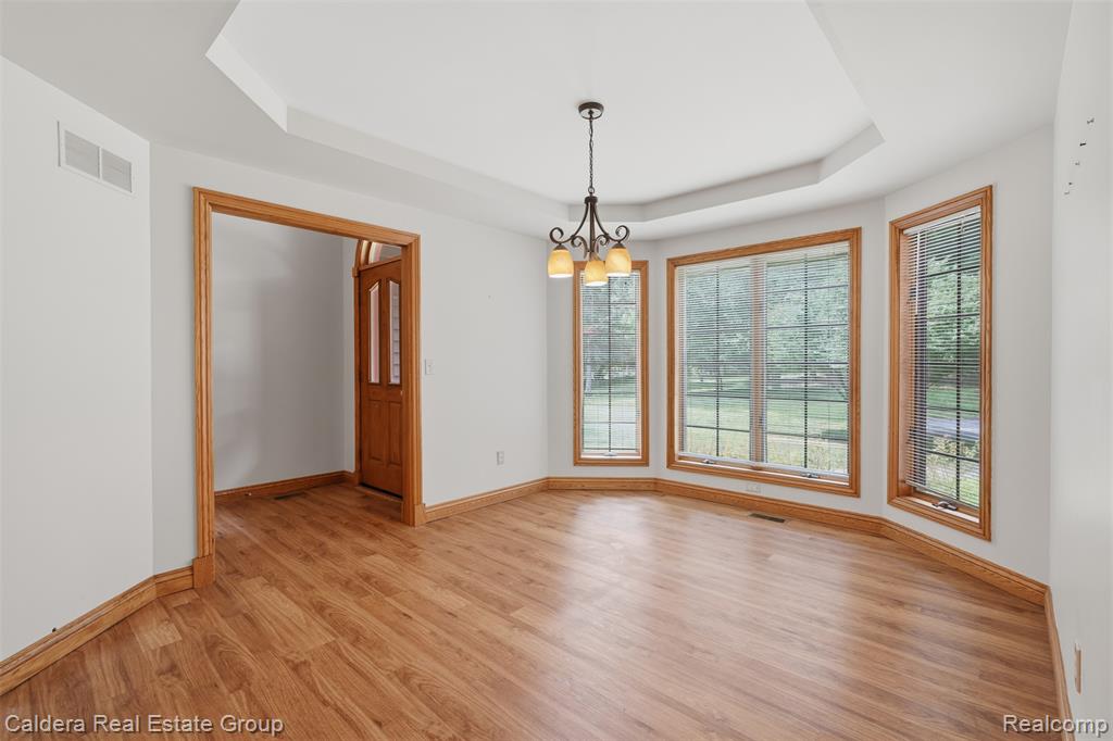 8636 Hidden Lake Drive Property Photo 8