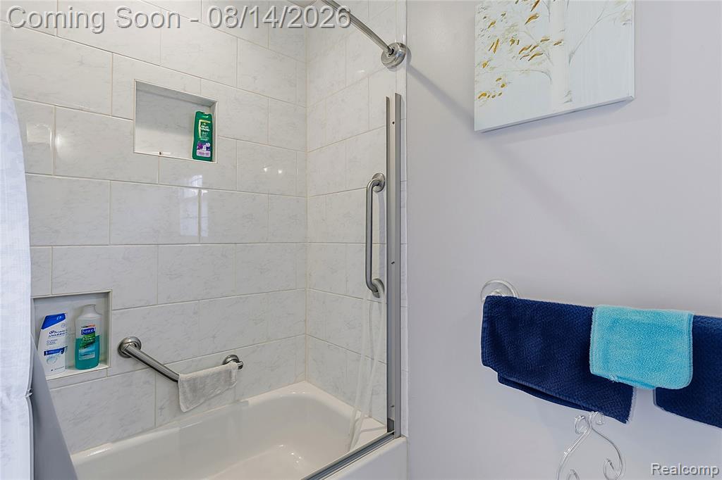 4925 S Huron River Drive Property Photo 36