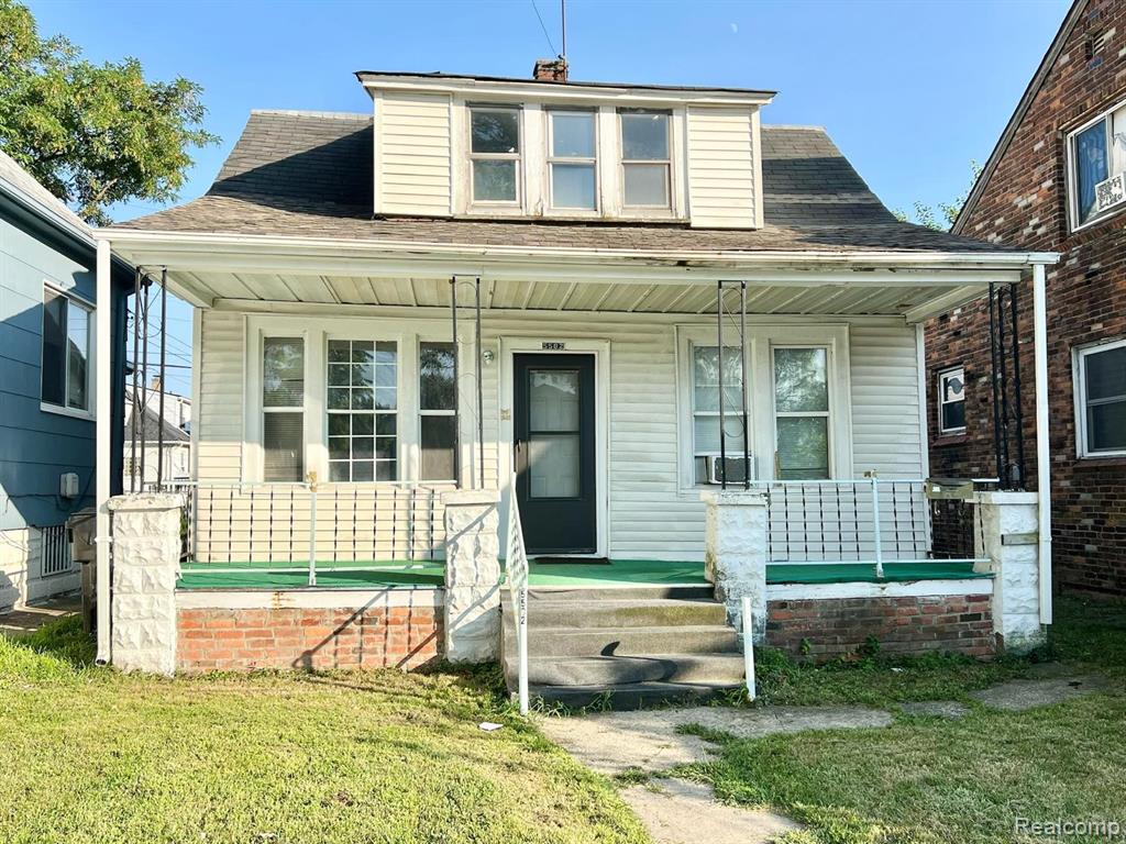 5582 Caniff Street Property Photo 1