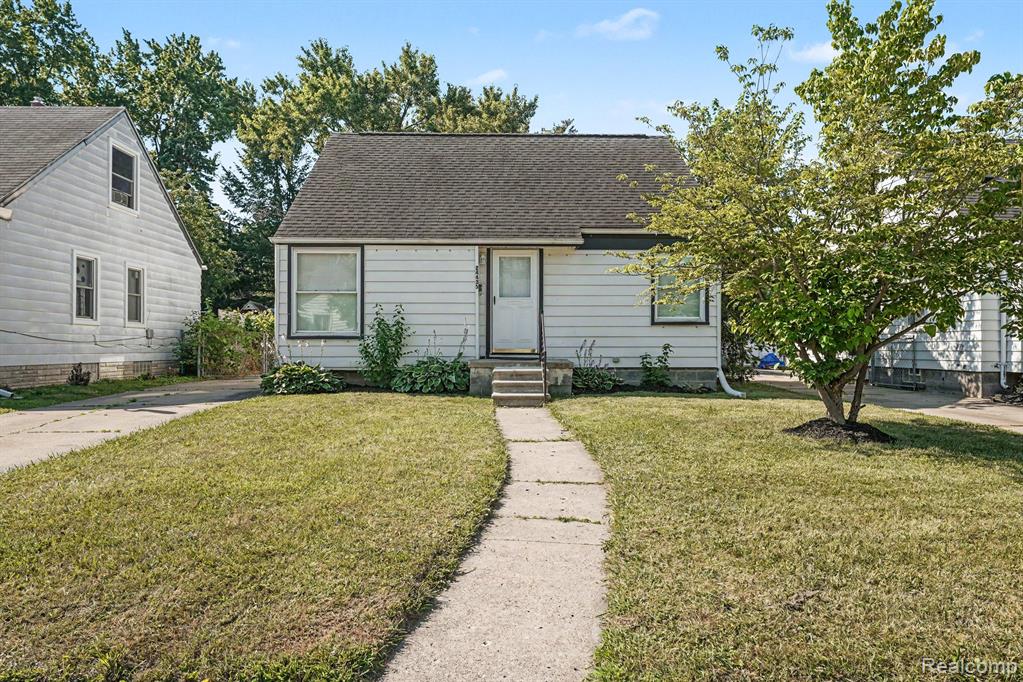 24435 Colgate Street Property Photo 1
