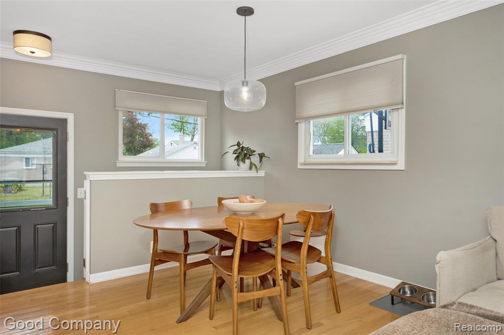 905 Parliament Avenue Property Photo 7