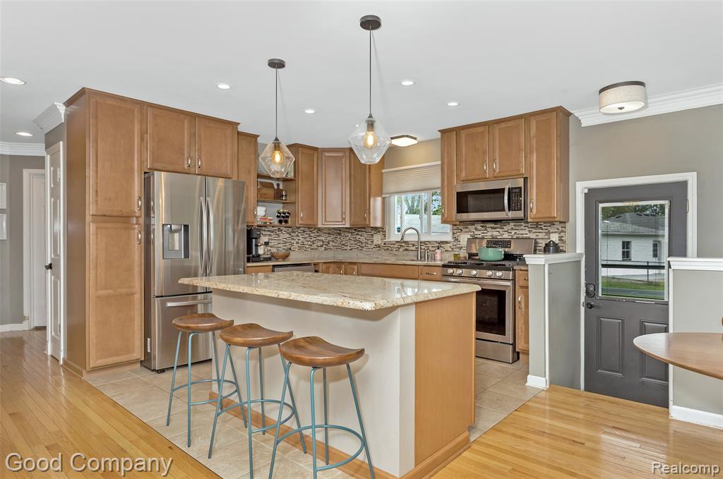 905 Parliament Avenue Property Photo 8