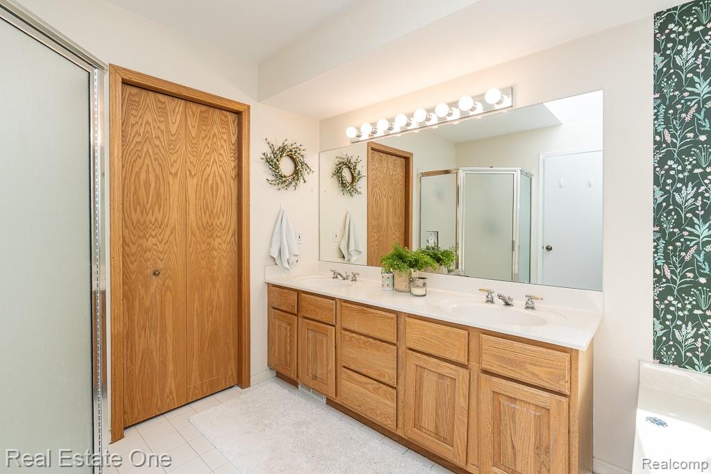 6595 Scenic Pines Court Property Photo 19