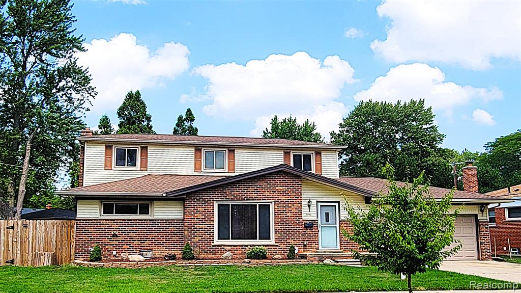31784 Penn Street Property Photo 1