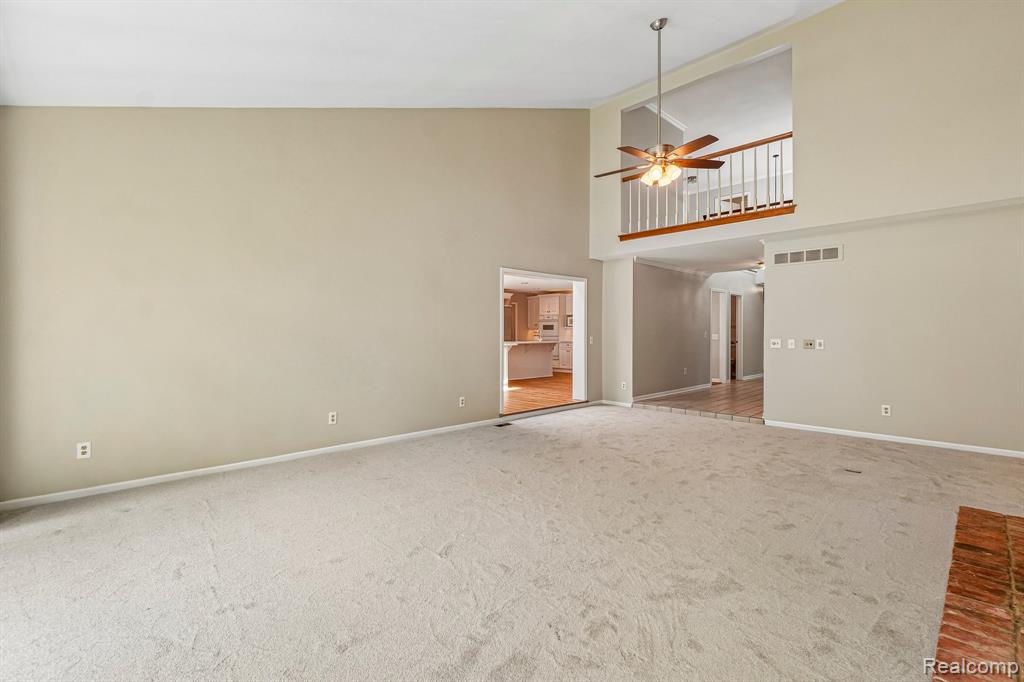 4523 Rivers Edge Drive Property Photo 8