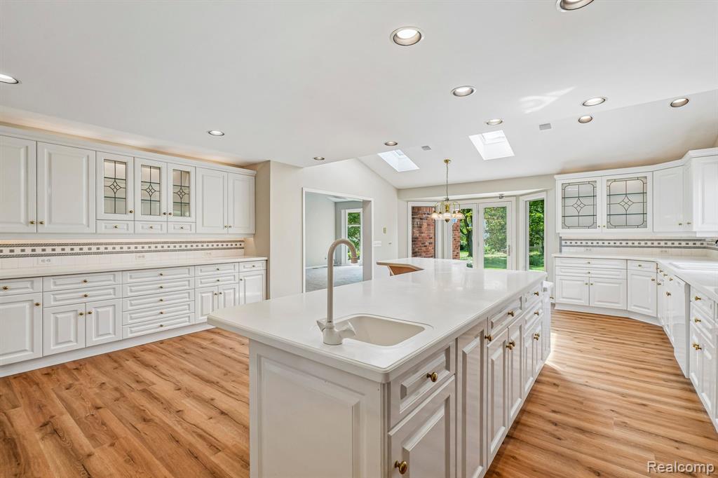 4523 Rivers Edge Drive Property Photo 11