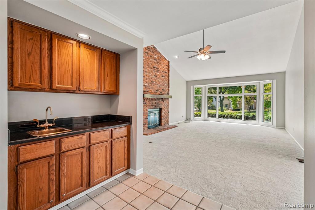 4523 Rivers Edge Drive Property Photo 16